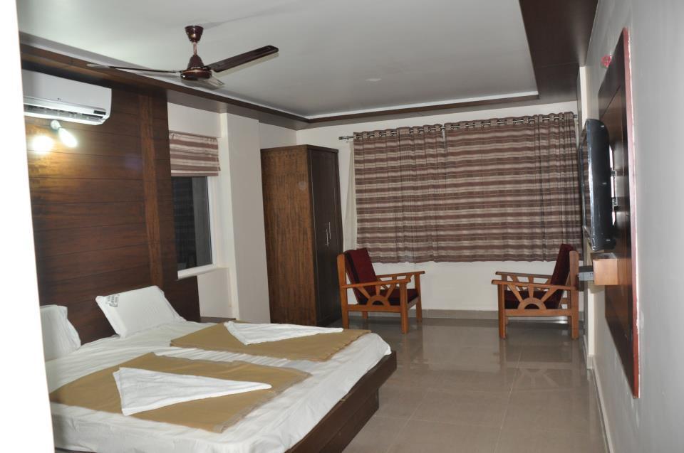 Suprabha Residency Kalasa Exterior photo