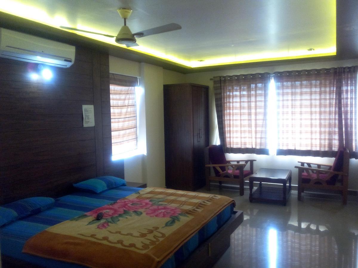 Suprabha Residency Kalasa Exterior photo