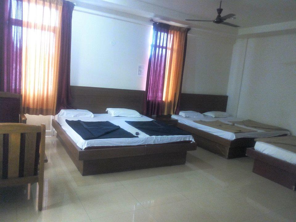 Suprabha Residency Kalasa Exterior photo