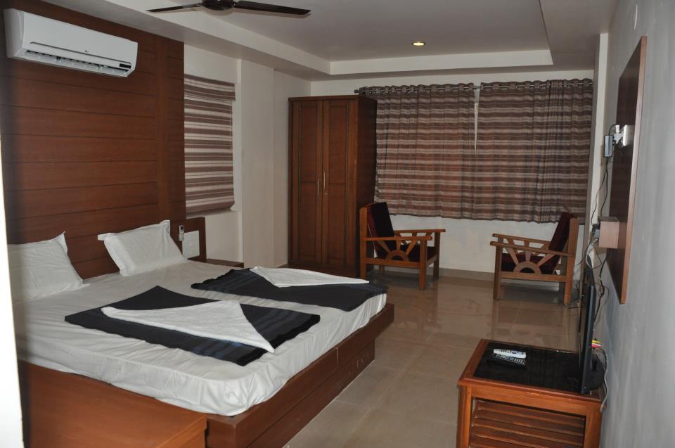 Suprabha Residency Kalasa Exterior photo